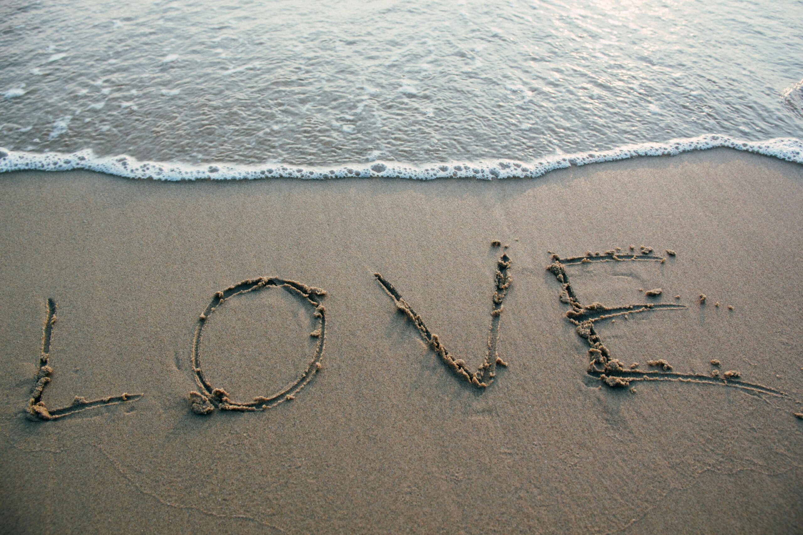 can love bombing be good