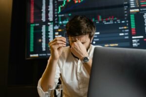 7 Key Facts: Are Crypto Scams Illegal?
