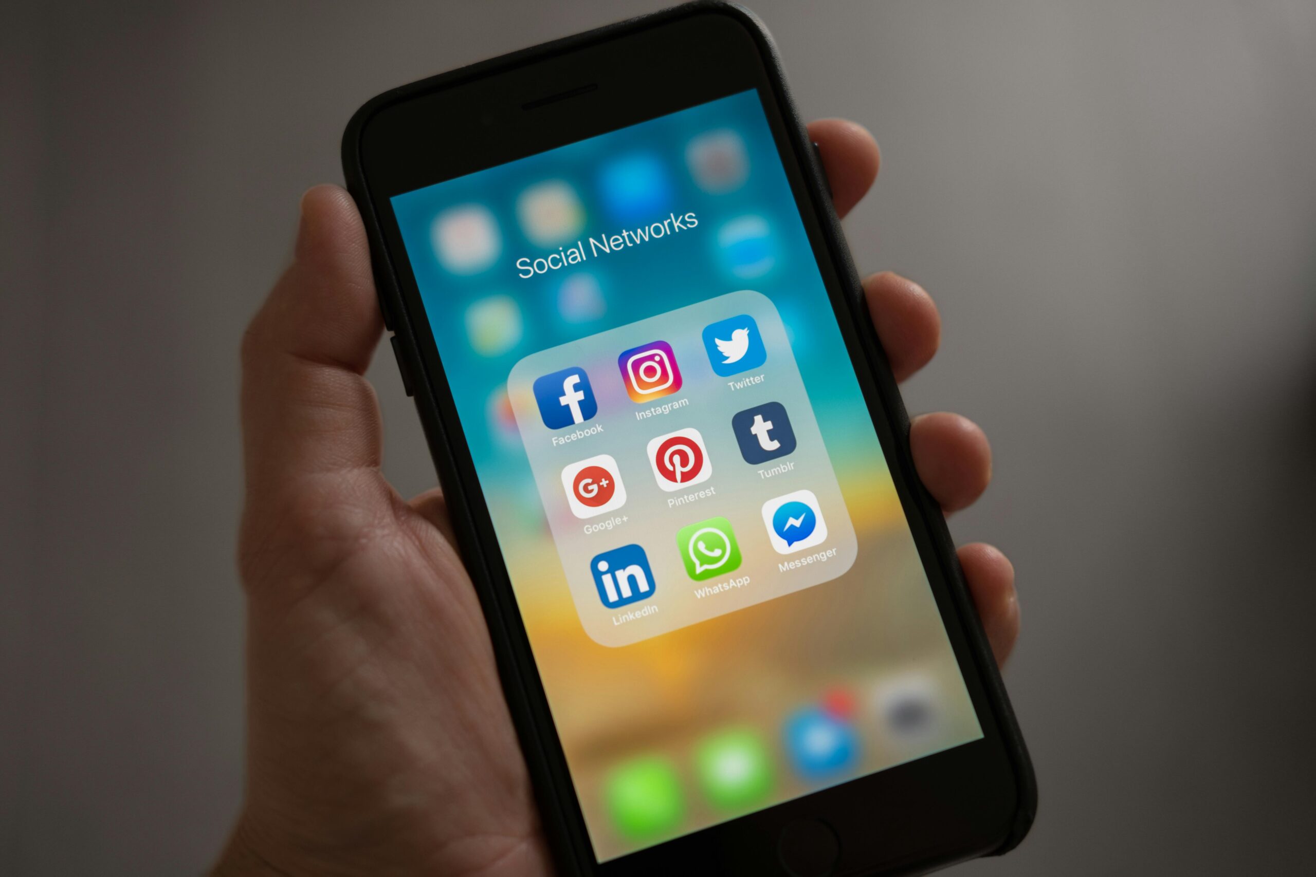 can social media cause anxiety
