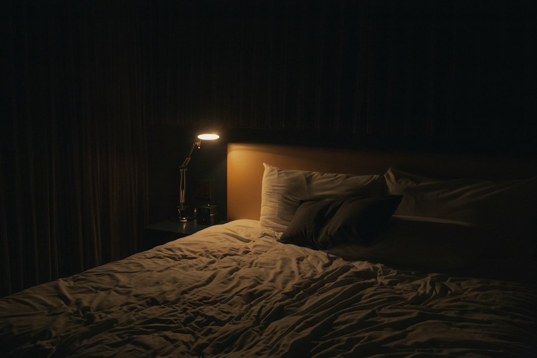 Calm bedroom scene for a sleep-routine guide